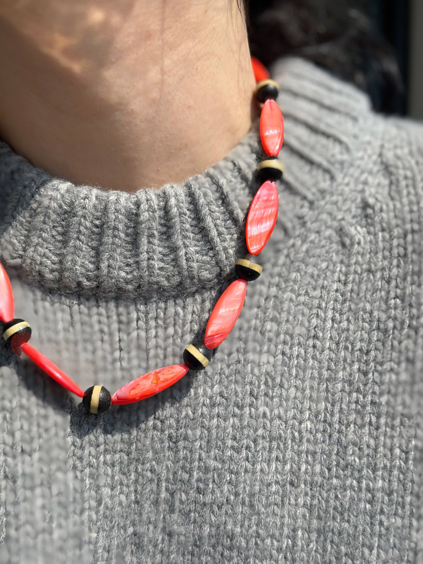 iLMondo|Handmade Tibetan Shell Agate Necklace