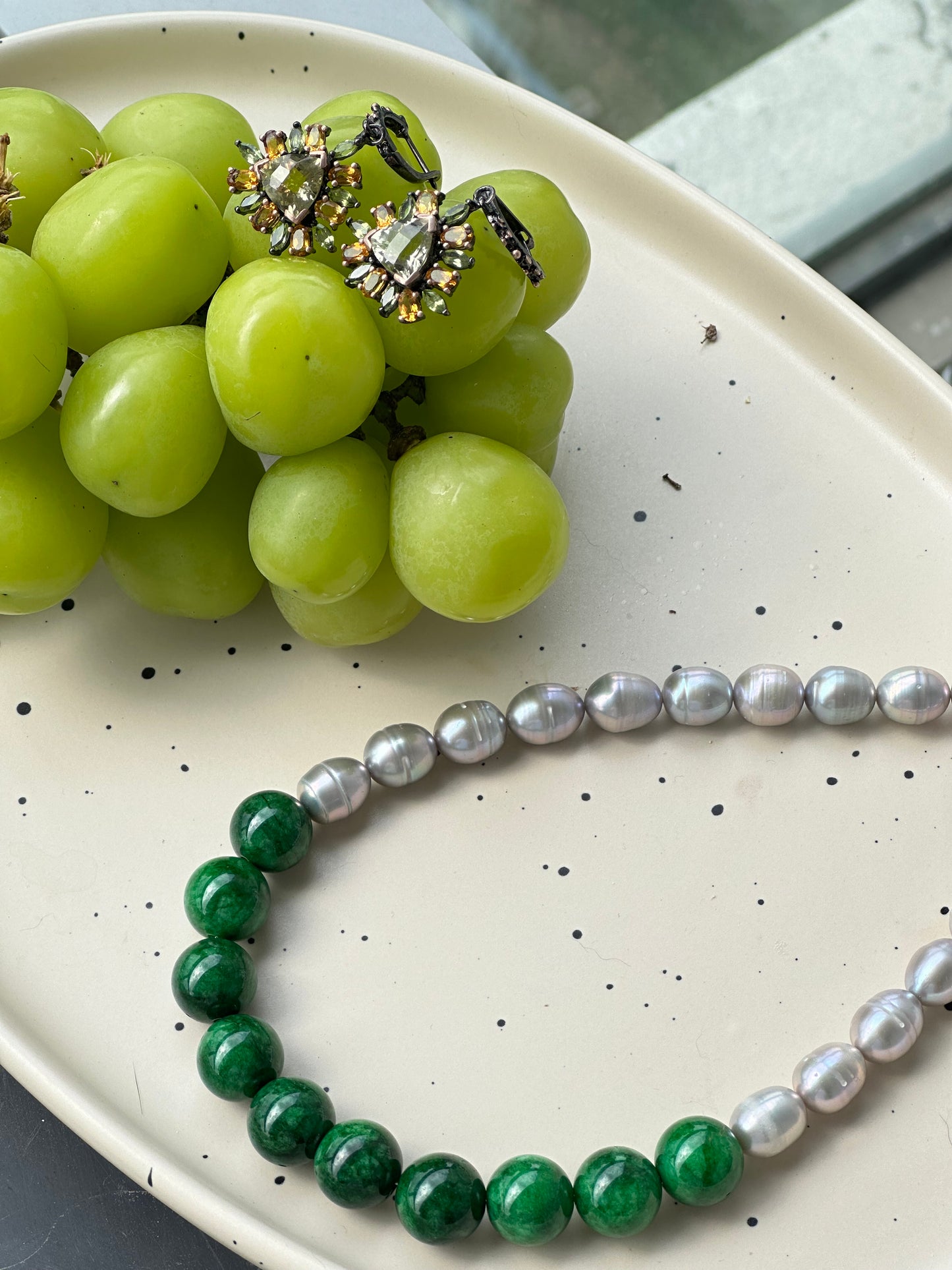 iLMondo|Handmade Green Chalcedony Pearl Necklace